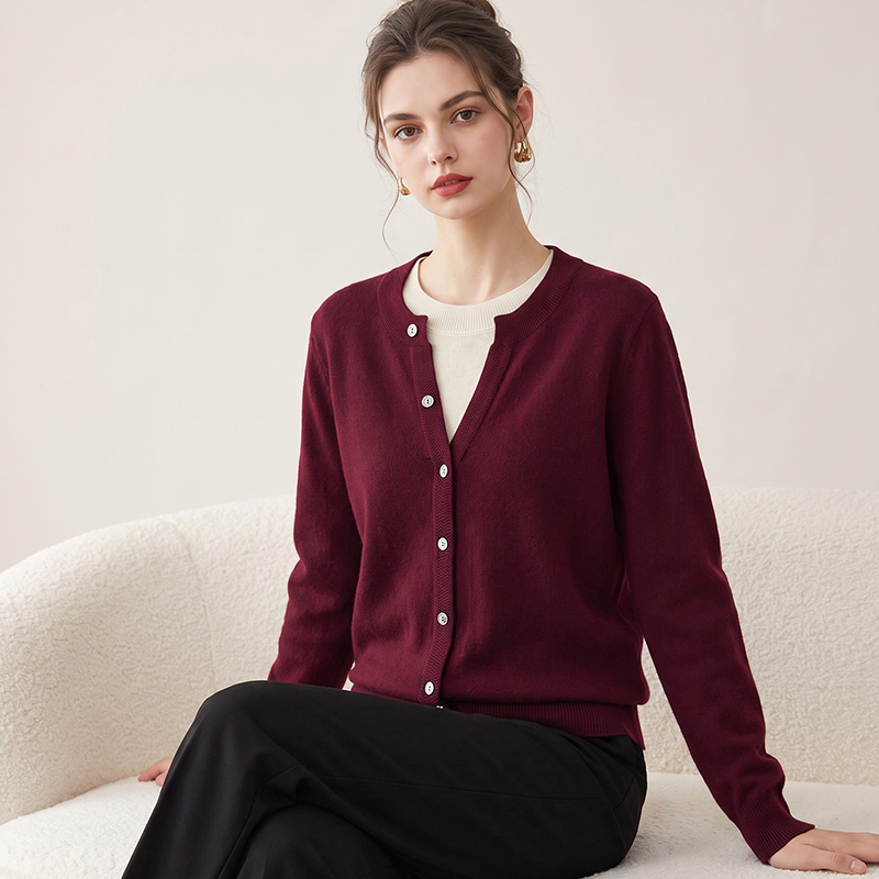 Pull basique en laine mérinos  - Winter Clothing Jb avis et prix
