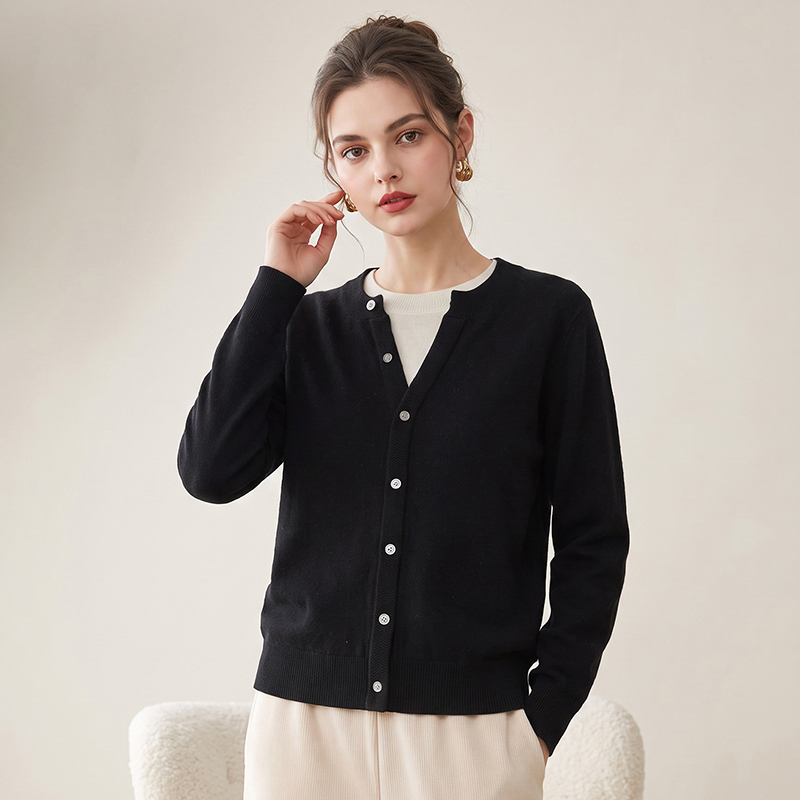 Pull basique en laine mérinos  - Winter Clothing Jb avis et prix